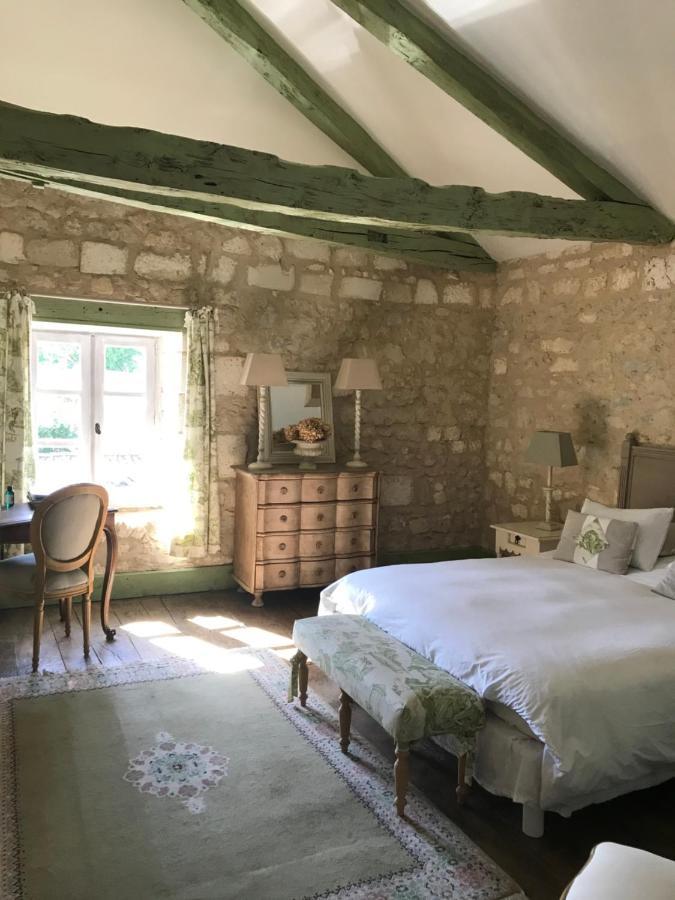 ブルデイユ L' Ambroisie Bed & Breakfast エクステリア 写真